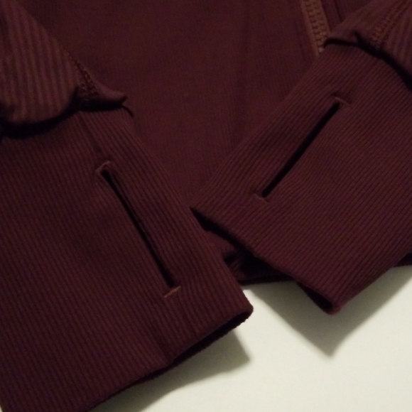 Reversible lululemon jacket - Picture 3 of 6